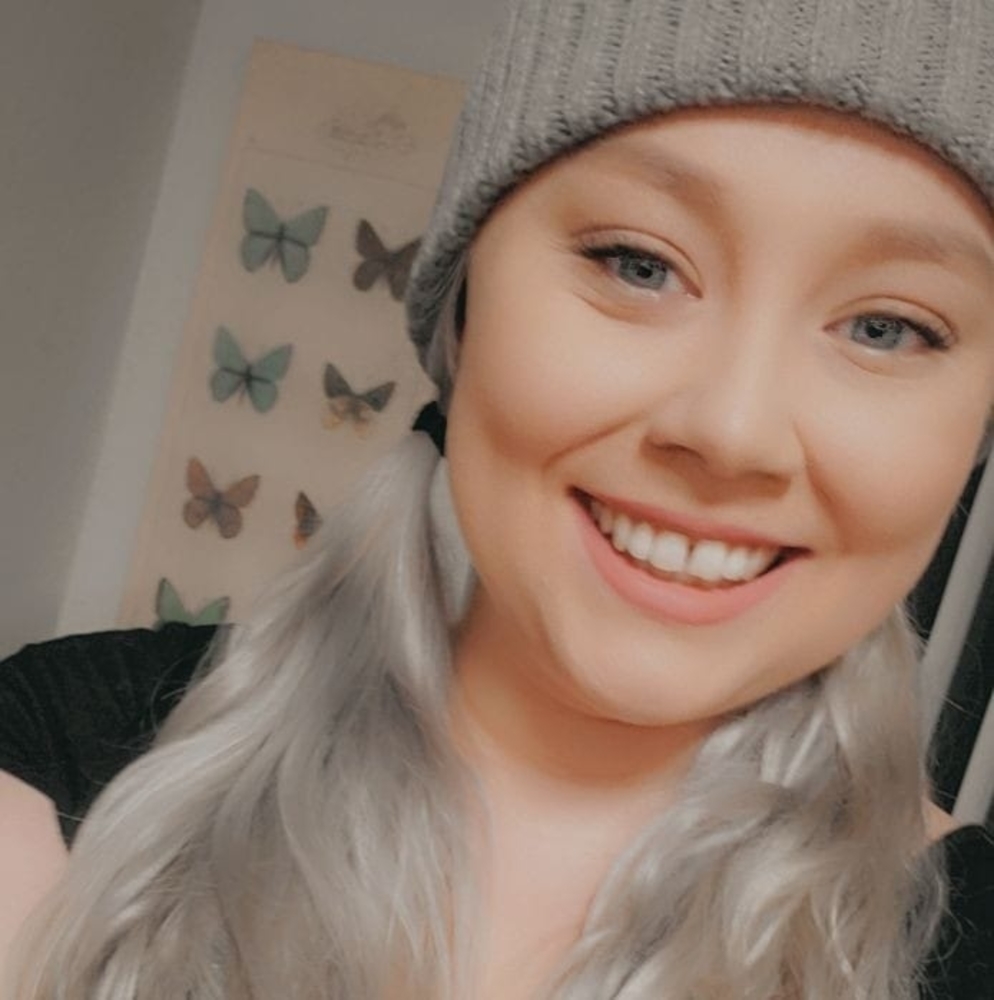 Meet your Posher, Nicole